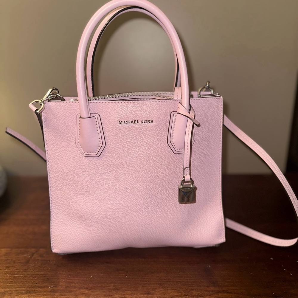 baby pink 💖 MK crossbody
